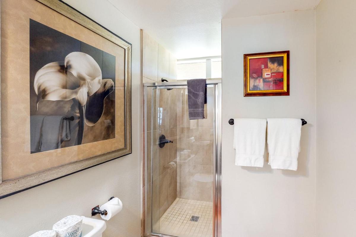 Popular attractions Area Nearby Property